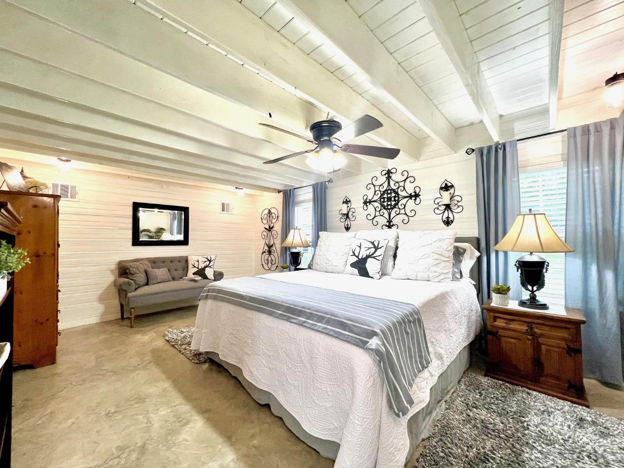 Вилла A Tranquil Retreat Loaded With Ambiance! Sleeps 10 Platt Экстерьер фото